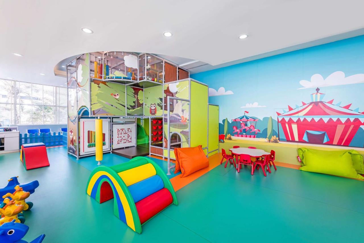 Radisson Blu Hotel, Kuwait Kuveyt Dış mekan fotoğraf The Children's Hospital of Philadelphia