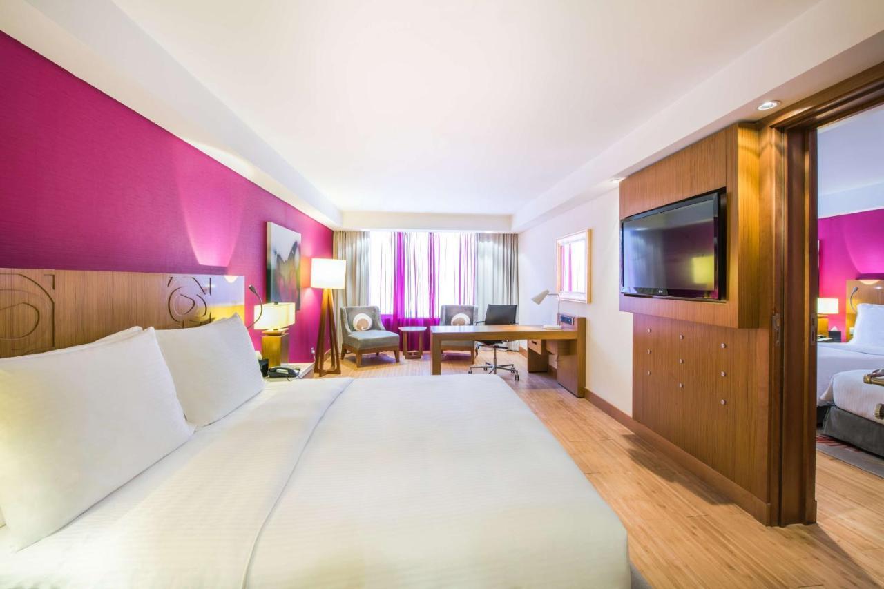 Radisson Blu Hotel, Kuwait Kuveyt Dış mekan fotoğraf Suite
