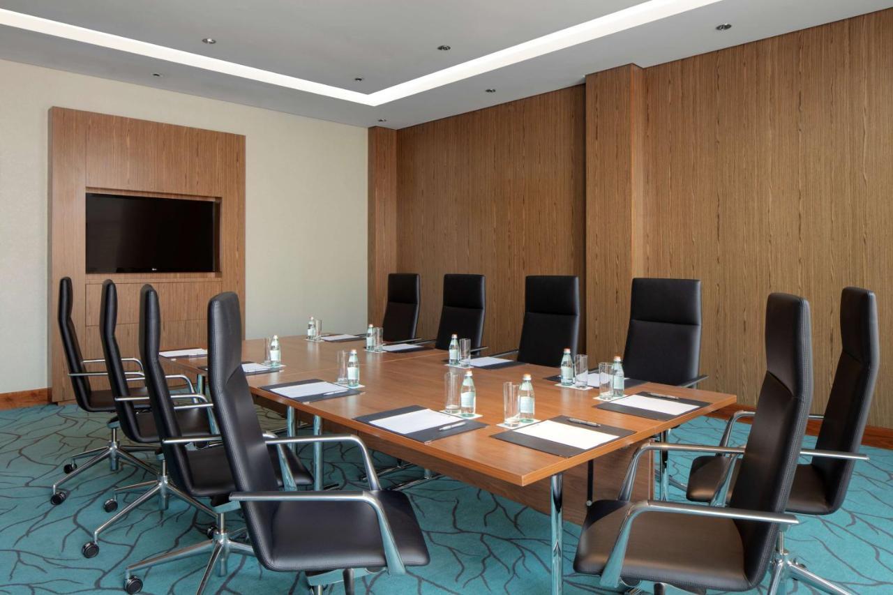 Radisson Blu Hotel, Kuwait Kuveyt Dış mekan fotoğraf Meeting room
