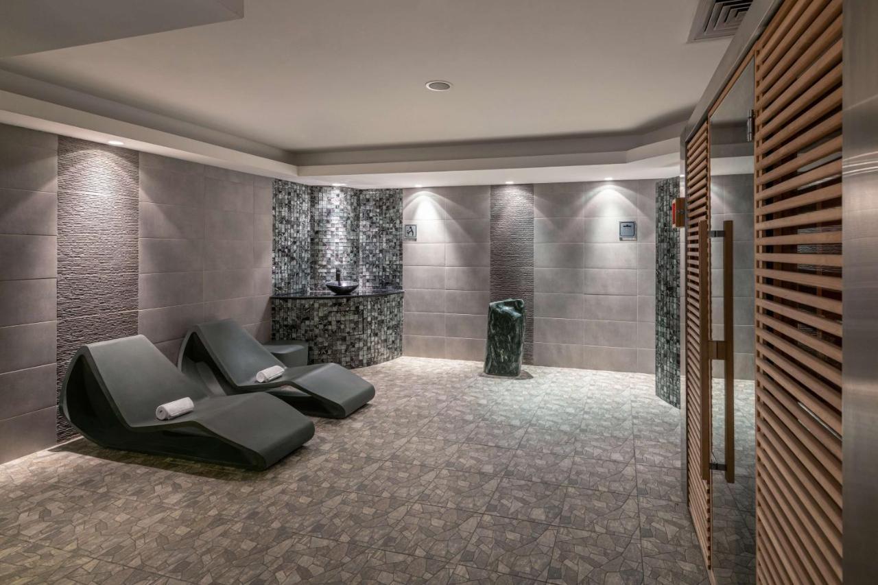 Radisson Blu Hotel, Kuwait Kuveyt Dış mekan fotoğraf The relaxation room
