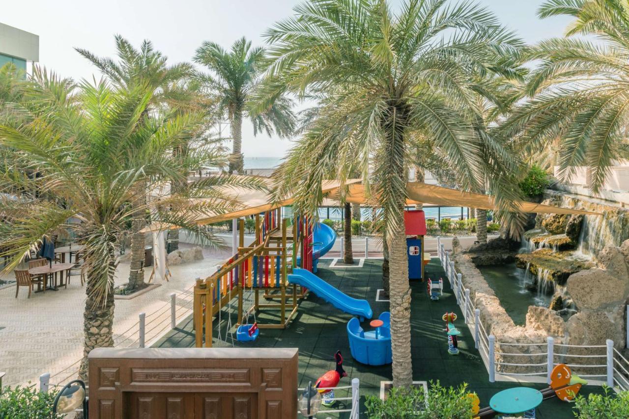 Radisson Blu Hotel, Kuwait Kuveyt Dış mekan fotoğraf The Village